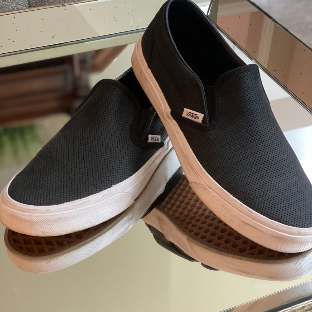 Vans unisex slip on